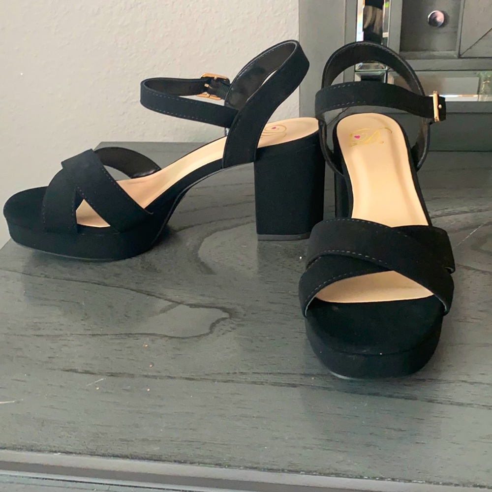 Black heel sandals, size 7.5
